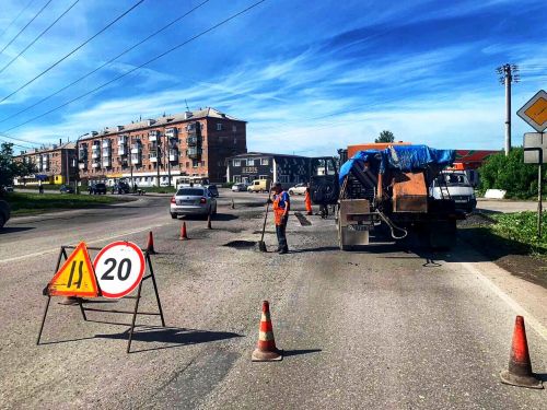 По итогам конкурсных торгов определены подрядчики на выполнение капремонта дорог по улицам Дзержинского, Крестина, Давыдова и Культуры