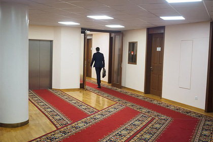 Раскрыты траты российских чиновников на заграничные поездки