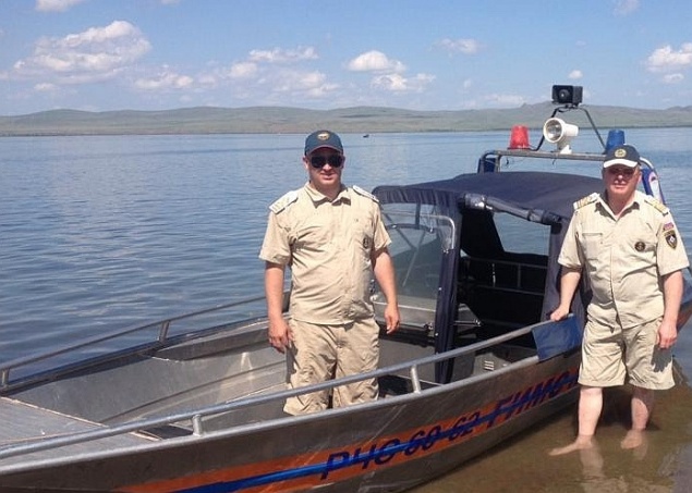 Красноярец перевернулся на надувном матрасе посреди Белё