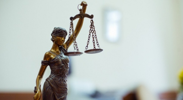 Житель края во время празднования рождения ребенка проиграл в карты и убил победителя: получил 6,5 лет колонии