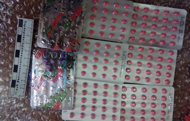 Минусинец купил таблетки для увеличения мышц и может на 7 лет лишиться свободы