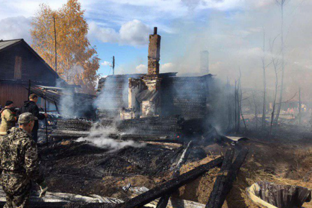 За сутки в Красноярском крае случилось два серьёзных пожара. Погибли трое детей