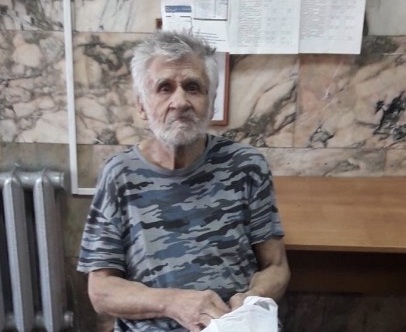 Красноярцев просят по фото узнать потерявшего память мужчину