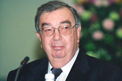 Путин открыл памятник Евгению Примакову