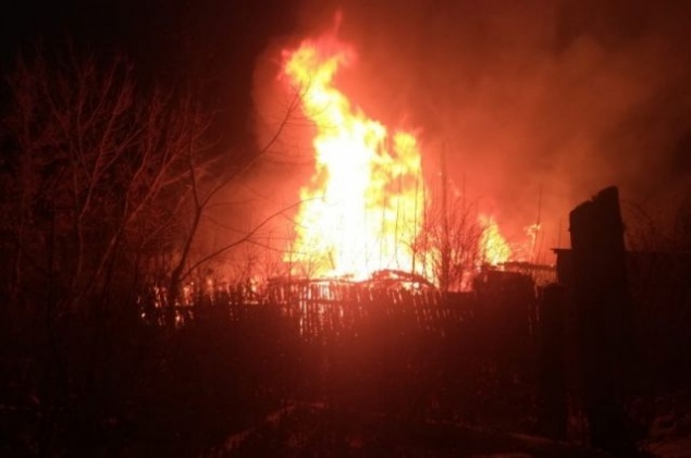 В Красноярском крае из горящего коровника эвакуировали несколько десятков животных