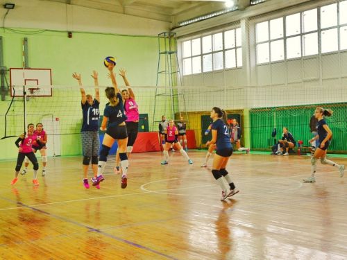 Новости спорта: в Ачинске выберут лучшую женскую волейбольную команду