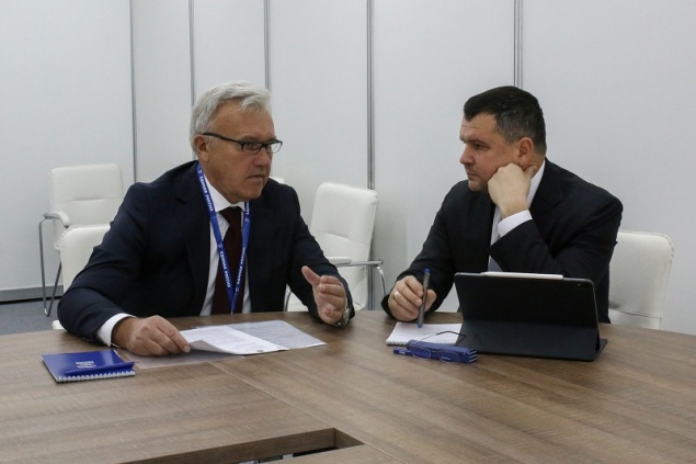 Губернатор попросил у федерации денег на строительство и ремонт дорог в Красноярском крае