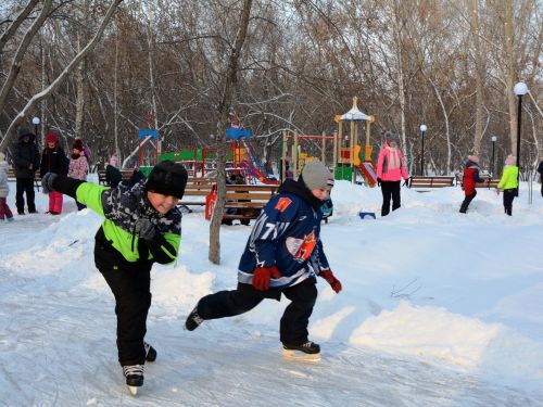 Главные городские катки открываются раньше планируемого срока
