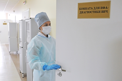 Роспотребнадзор назвал основные пути заражения ВИЧ