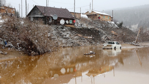 Минэкологии нашло в Красноярском крае опасных золотодобытчиков. Загрязнение рек на их участке выше нормы в 21 раз