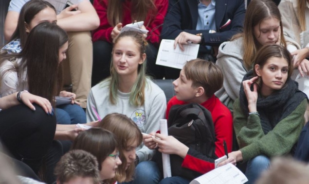 Старшеклассников зовут испытать себя на олимпиаде и выиграть путёвки в Красноярскую летнюю школу-2020