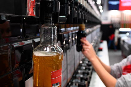 Назван самый популярный алкогольный напиток у россиян в новогодние праздники