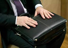 Чиновник в Красноярском крае незаконно получил должность. Не проработал и полгода