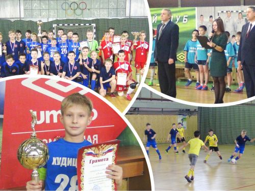 Юные футболисты из Хакасии поблагодарили мэра Ачинска Илая Ахметова за неоценимый вклад в развитие спорта среди подрастающего поколения