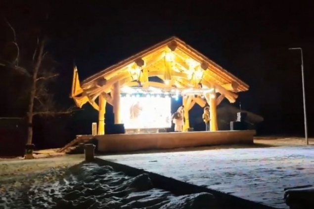 «Мы не хотим участвовать в театре абсурда»: организатор самой грустной вечеринки — о внезапной славе