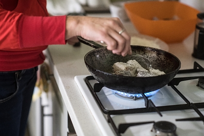 Депутат объяснил предложение о налоге для домохозяек