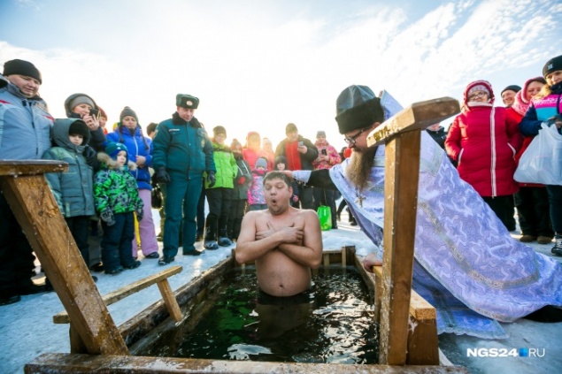 В выходные на Крещение в Красноярске задержится аномальное тепло