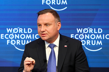 Президент Польши назвал правильным решение не приехать на форум памяти холокоста
