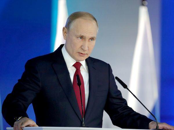 Владимир Путин объяснил, как будут выплачивать материальную помощь семьям с детьми от 3 до 7 лет