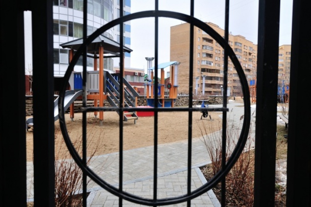 Надбавка к алиментам: Путин обязал родителей обеспечивать детей жильем после развода