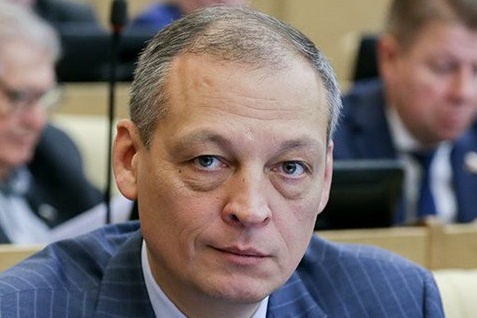 Под Казанью на частном вертолете разбился депутат Госдумы