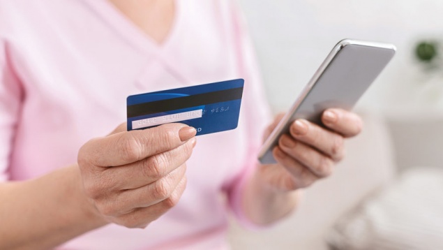 Мошенники придумали новый способ вызвать доверие при краже денег со счетов россиян