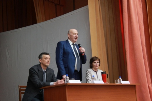 Бывшему ректору и проректору медвуза предъявлено обвинение