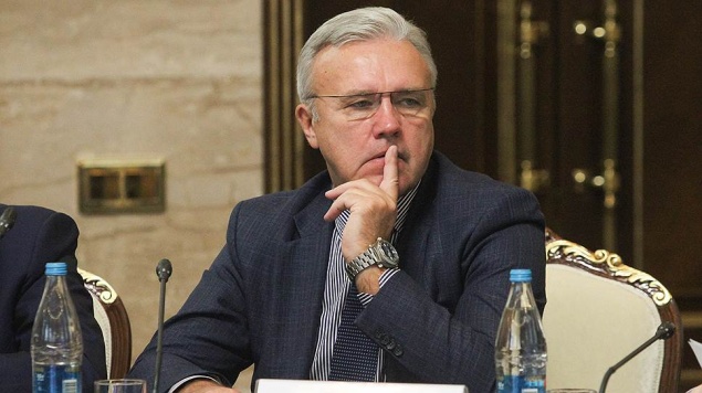 «Проблемы с коронавирусом бьют по людям»: Александр Усс перечислил меры поддержки жителей Красноярского края