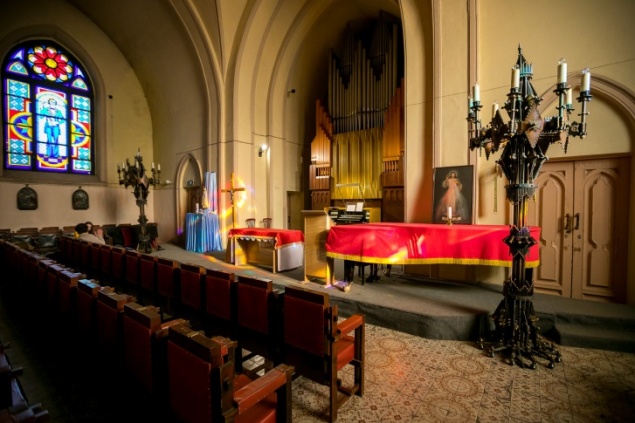 Все религиозные конфессии, кроме православных закрыли свои храмы для прихожан