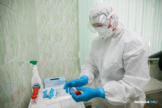 Медикам пообещали доплатить за переработки из краевого бюджета