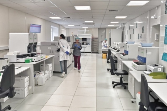 Ученые назвали сроки завершения испытаний вакцины от коронавируса