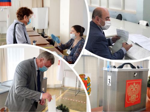 В Ачинске открылись избирательные участки для голосования граждан по вопросу одобрения изменений в Конституцию РФ