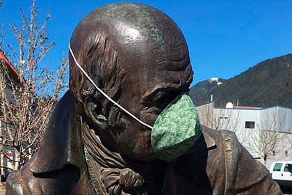 На Аляске решат судьбу памятника главе русских поселений Баранову