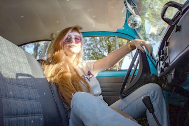 Надо ли менять доверенность на управление автомобилем при смене фамилии?