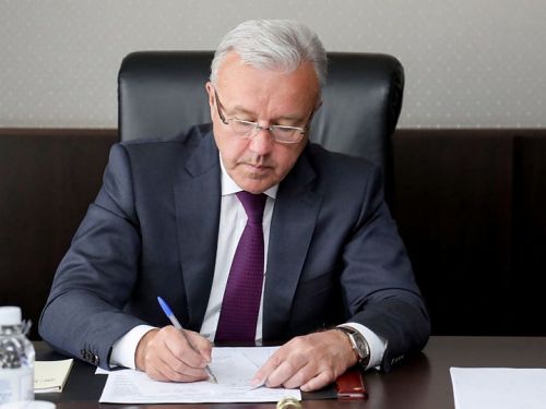 В Красноярском крае до 9 августа продлен режим ограничений для организаций и предприятий