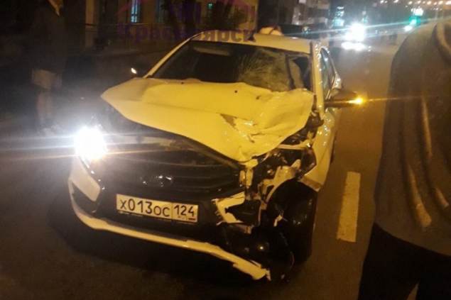 Девушка переходила дорогу и погибла в ночном ДТП