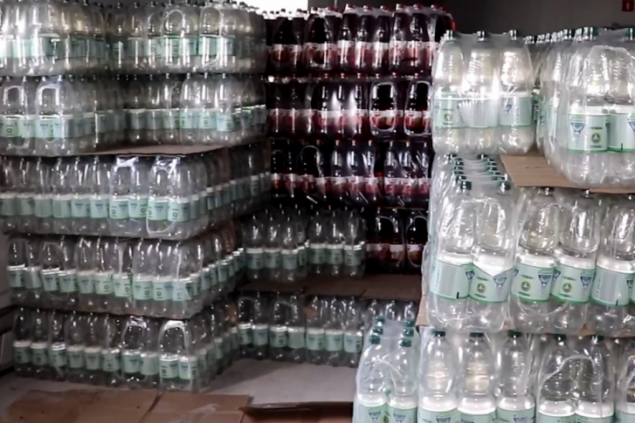 В Красноярске накрыли сразу два подпольных спиртных завода и изъяли огромные партии алкоголя