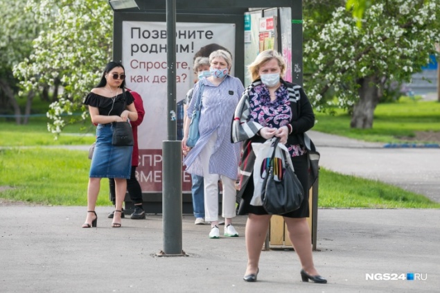 «Сможем быстрее перейти к третьему этапу снятия ограничений»: Усс заговорил об открытии кафе и кинотеатров