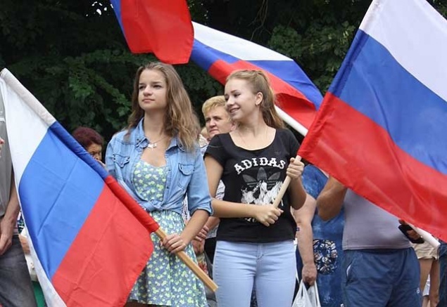 Приглашаем ачинцев отметить День государственного флага в режиме онлайн