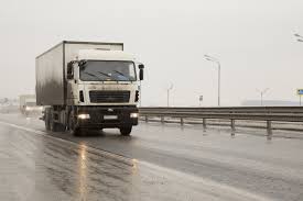 В Красноярске собирают подписи за запрет на въезд грузовиков в город