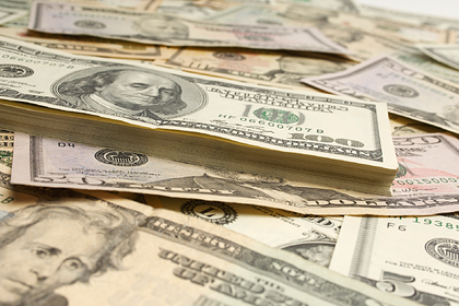 Мужчина получил 150 тысяч долларов из-за ошибки банка