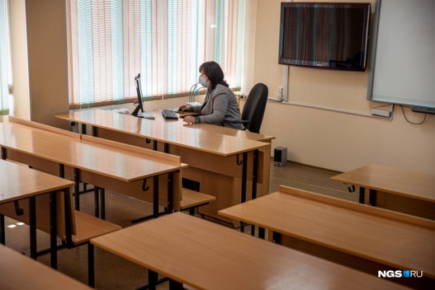 Роспотребнадзор запретил проводить родительские собрания до конца года