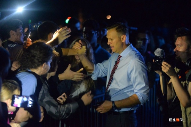 Алексея Навального вывели из комы