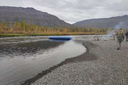 Следственный комитет начал проверку после гибели пассажира на перевернувшемся судне на Таймыре