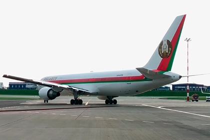 Лукашенко прилетел в Россию