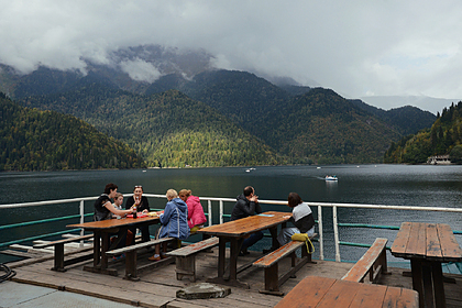 Российская туристка описала отдых в Абхазии словами «разруха, грязь и бедность»
