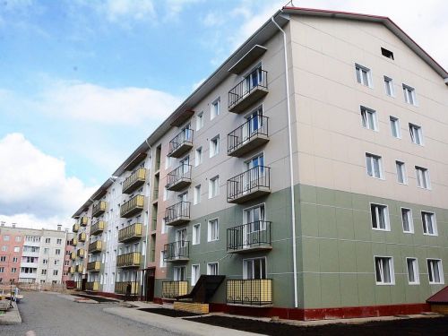В Ачинске будут объявлены новые торги по приобретению квартир для детей-сирот и дан старт переселению граждан из аварийного жилья