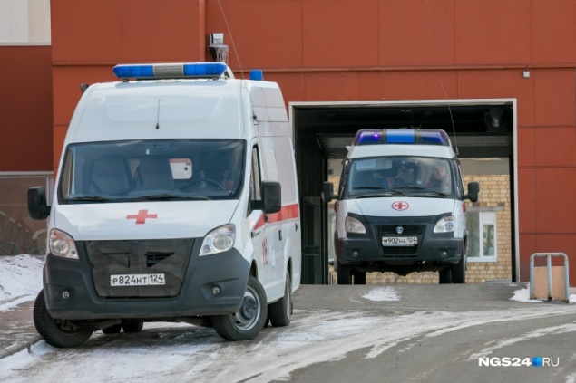 Красноярка вызвала полицию, чтобы добиться госпитализации мужа в ковид-стационар