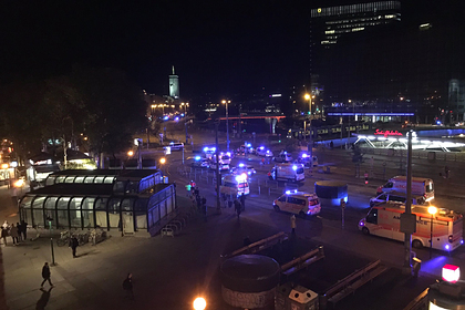 Боец ММА спас полицейского и пожилую женщину во время теракта в Вене