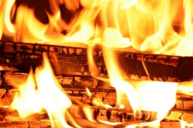 В Уяре сгорел частный дом. Погибли мать и пятеро детей